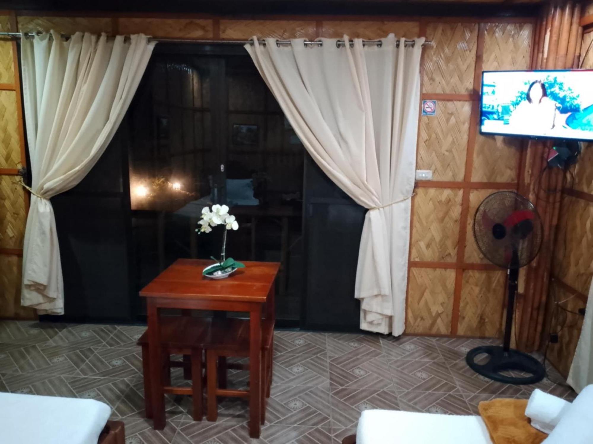 Seabreeze Beachfront Home And Cottages New Management San Juan (La Union) Exterior photo
