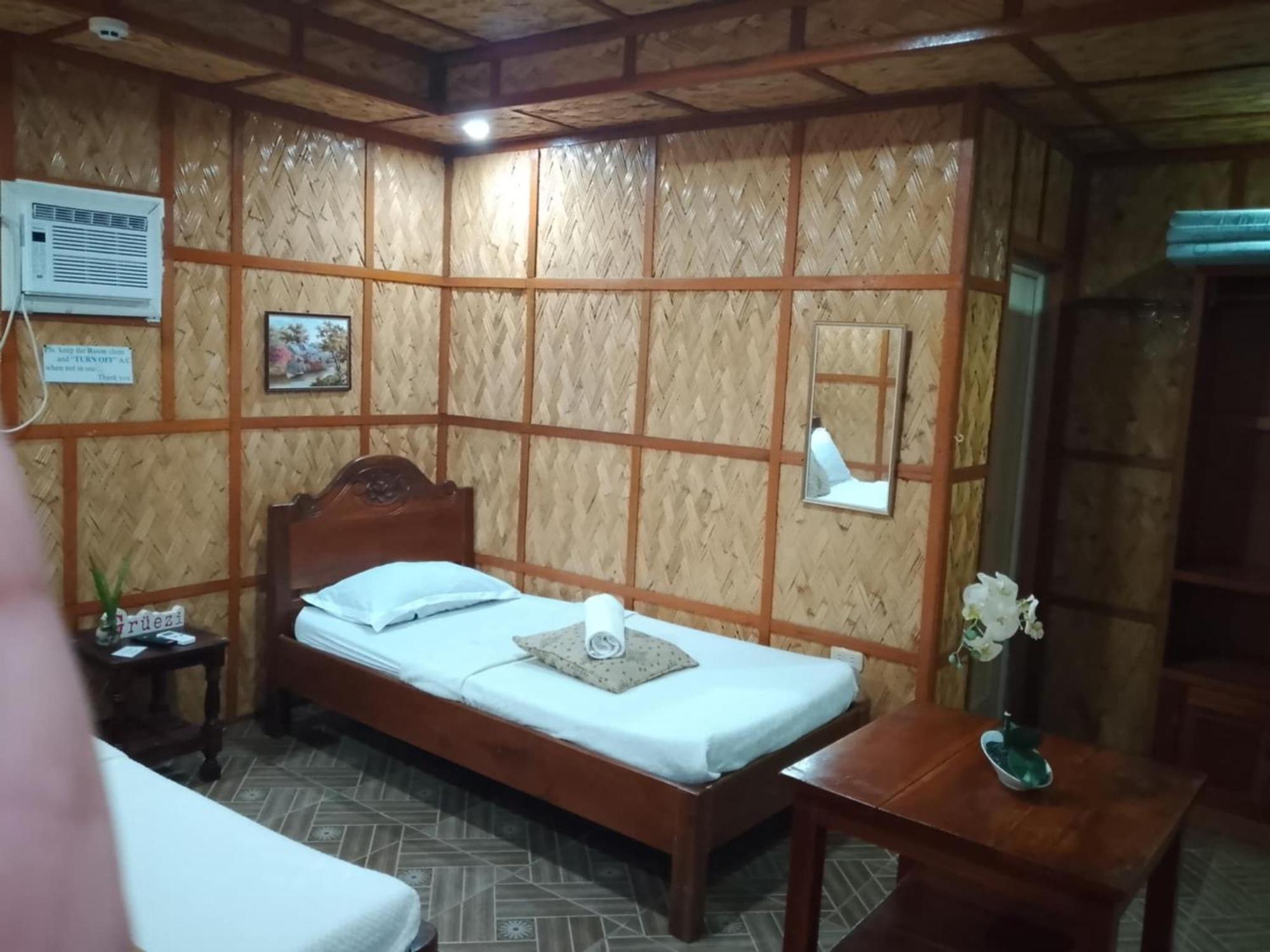 Seabreeze Beachfront Home And Cottages New Management San Juan (La Union) Exterior photo