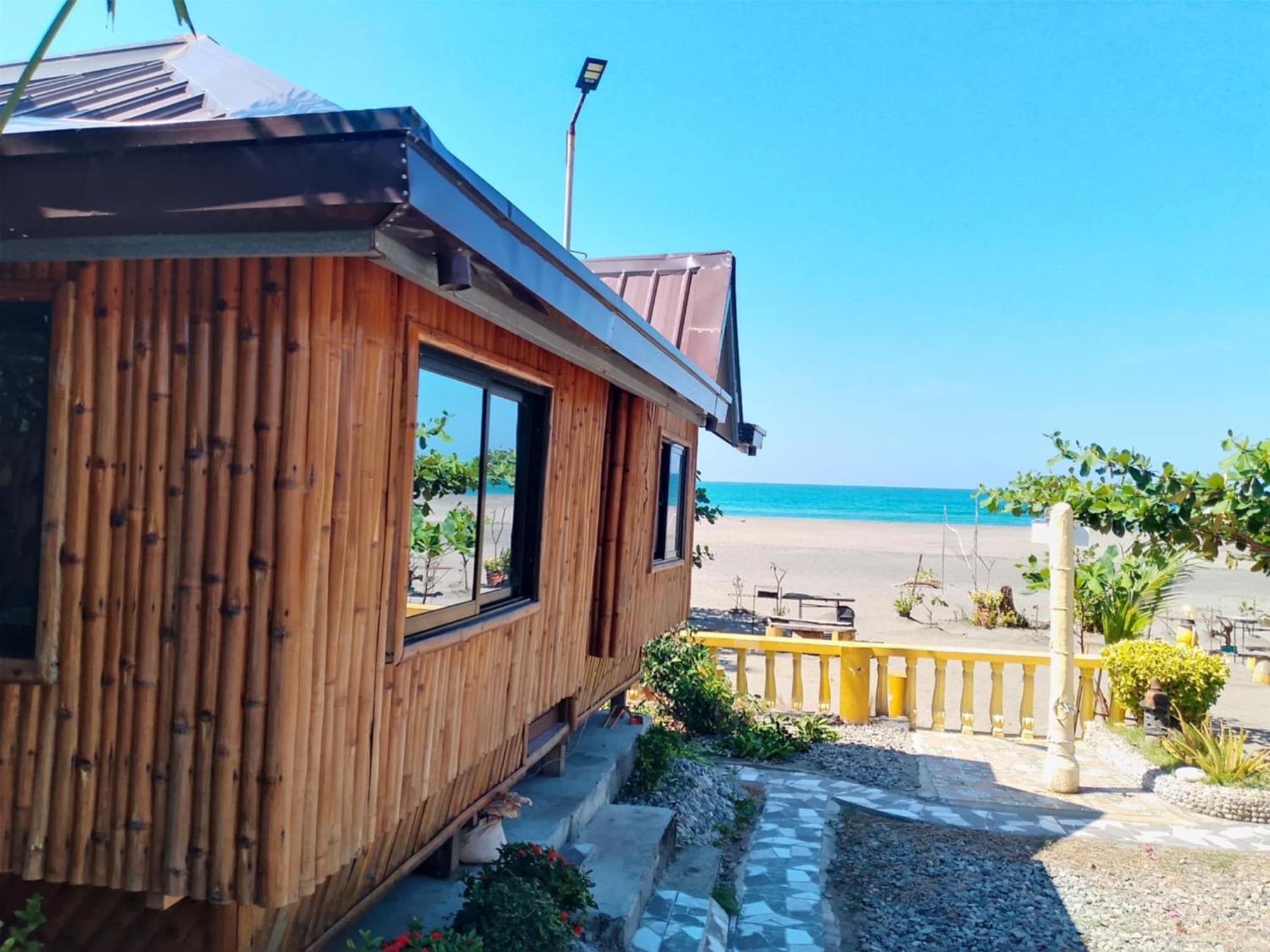 Sea Breeze Beachfront Home And Cottages San Juan  Exterior photo