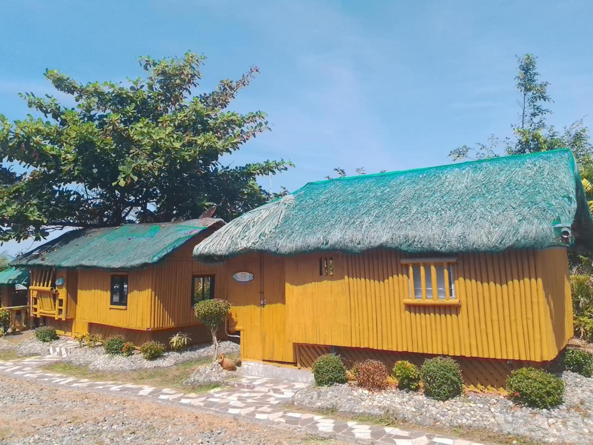 Sea Breeze Beachfront Home And Cottages San Juan  Exterior photo