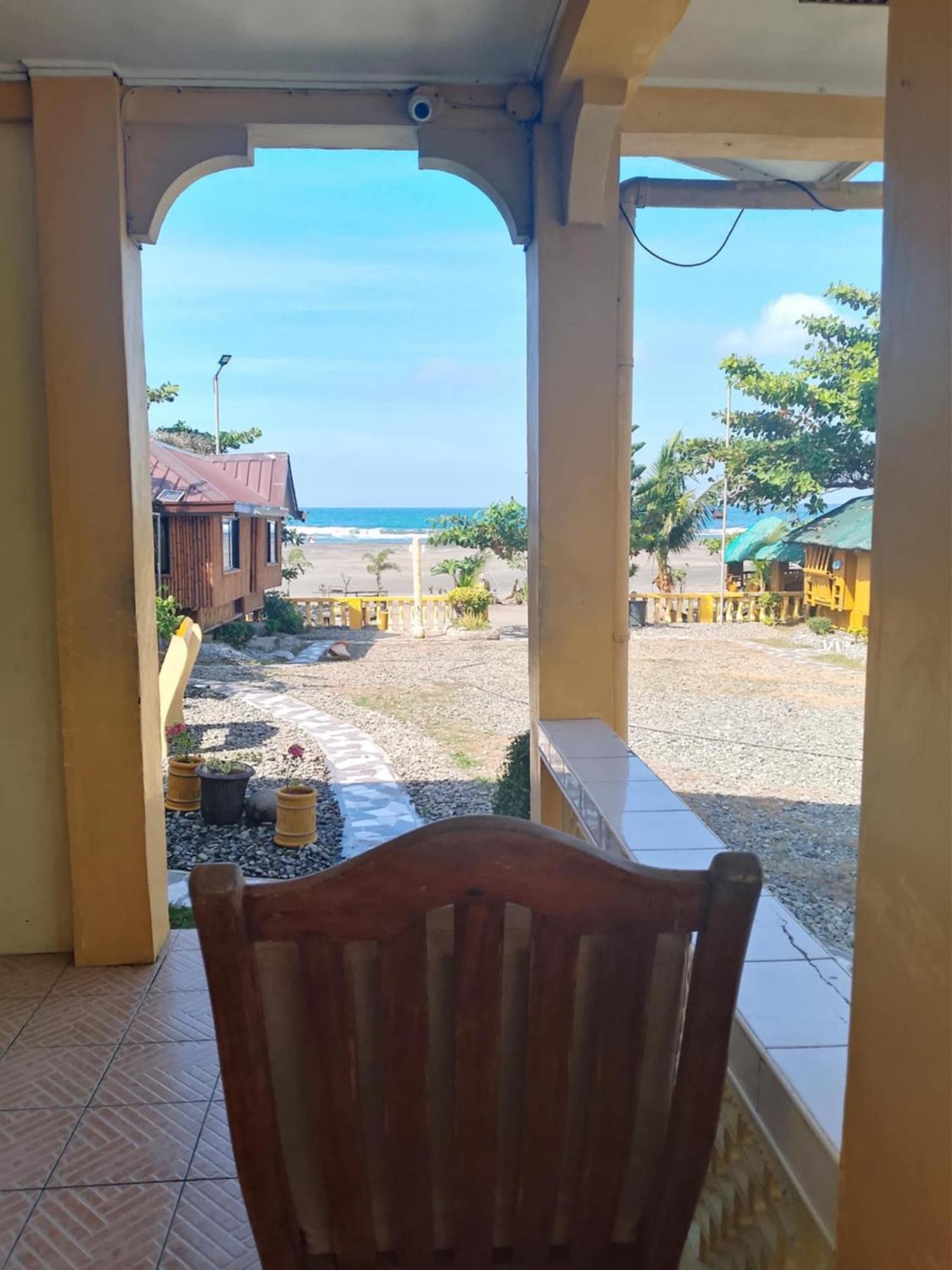 Seabreeze Beachfront Home And Cottages New Management San Juan (La Union) Exterior photo